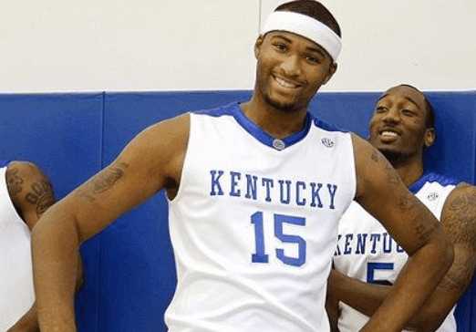 孔蒂：卡拉巴赫是这赛季的欧冠黑马；卢卡库还没做好复出准备